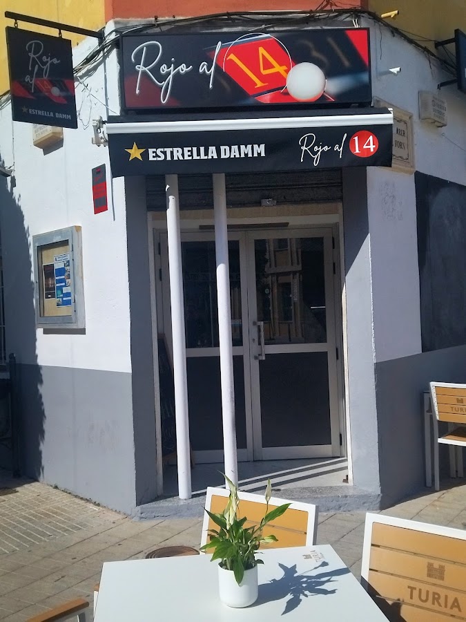 Bar Rojo al 14