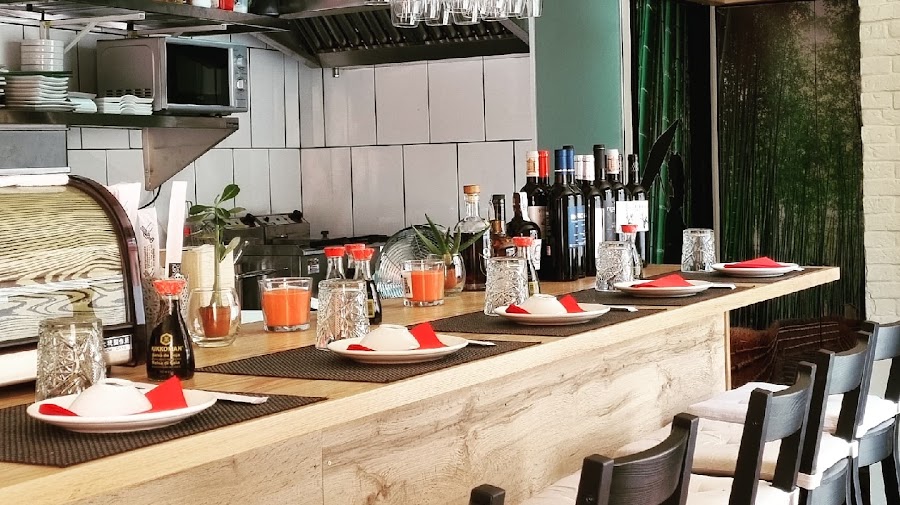 YOSHIHIRO Sushi Bar "Restaurante Japonés"