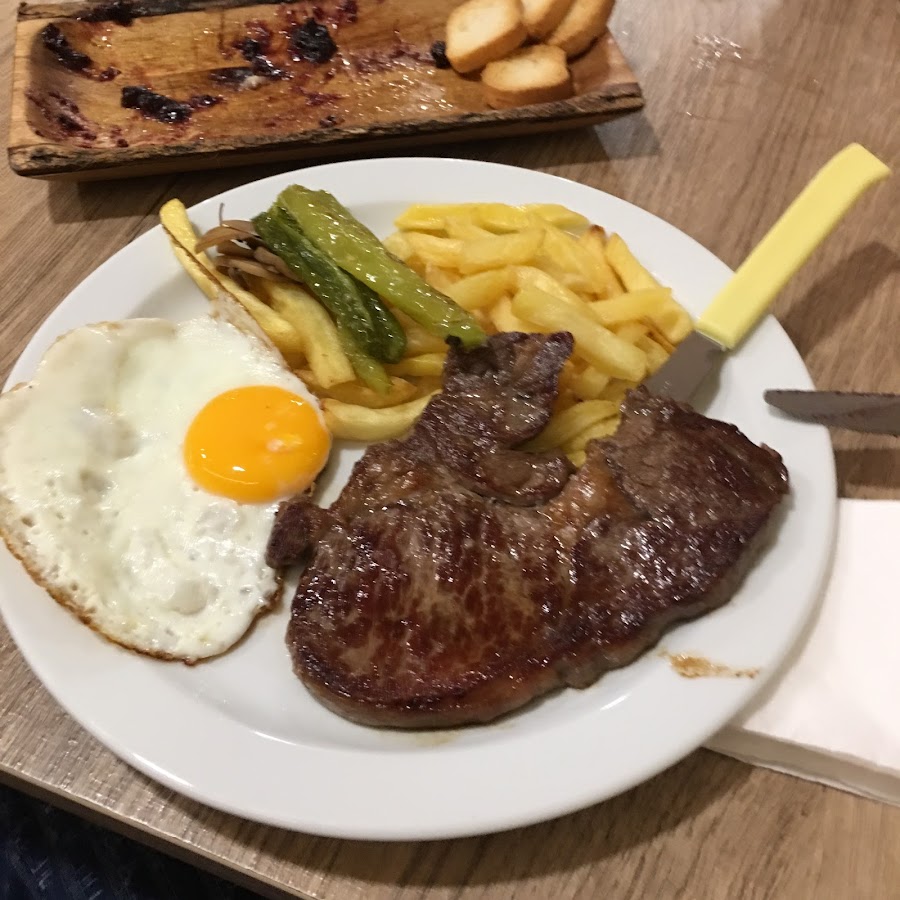 BAR-CERVECERÍA BONAIRE.