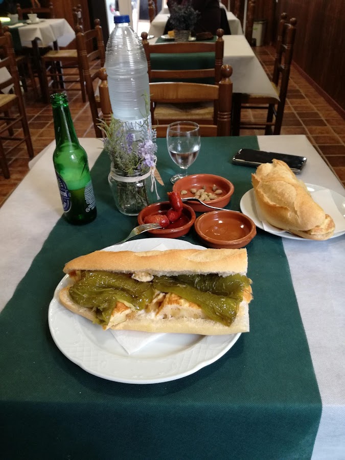 Bar El Algarrobo Blanco