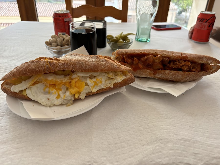 Bar La Muralla Andilla