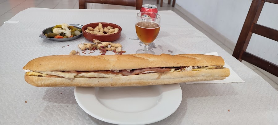 Bar restaurante La Perera