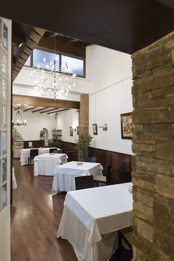 Cami Vell Restaurant