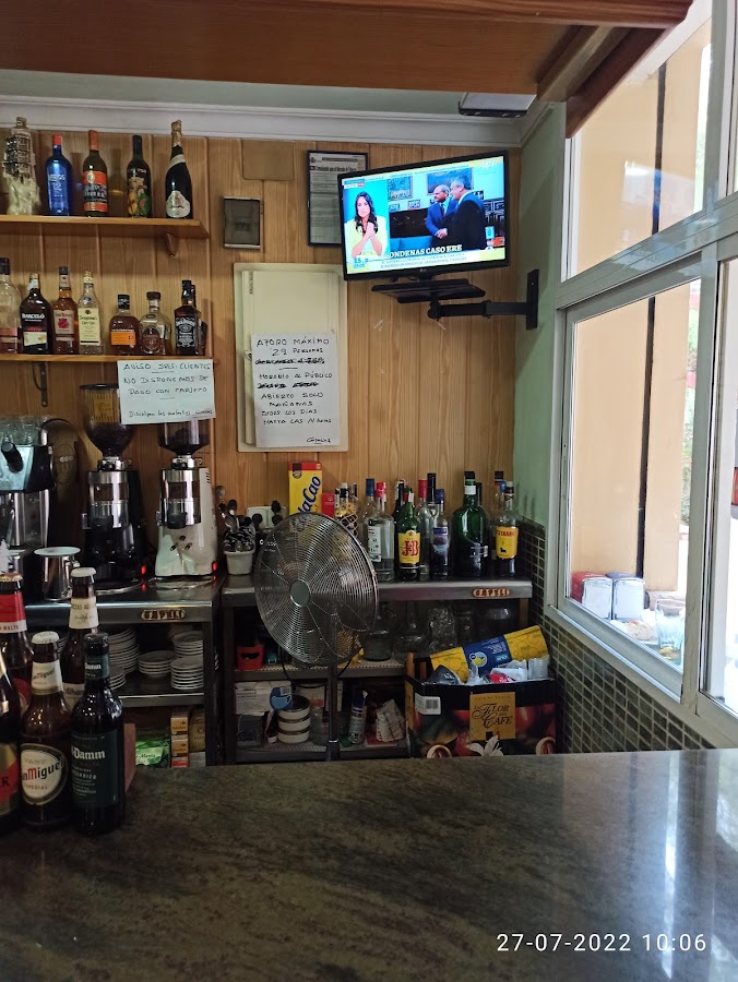 Cervecería Millán ( próximamente) Lili's bar.