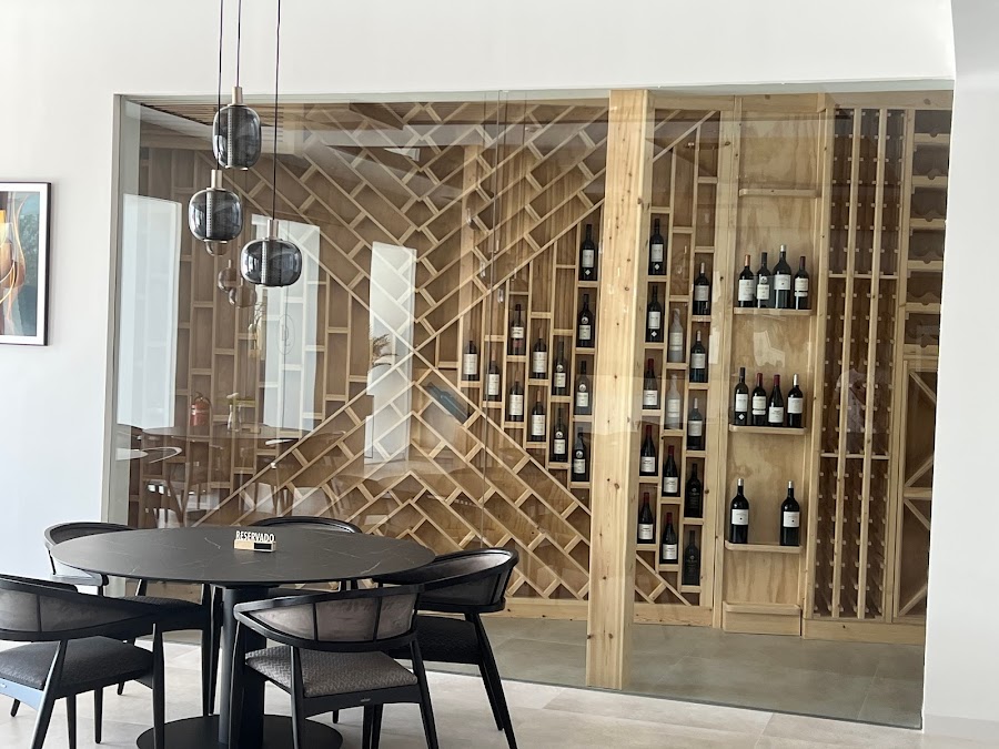 DON LEONE Restaurante Y Hotel_ Alginet, Valencia