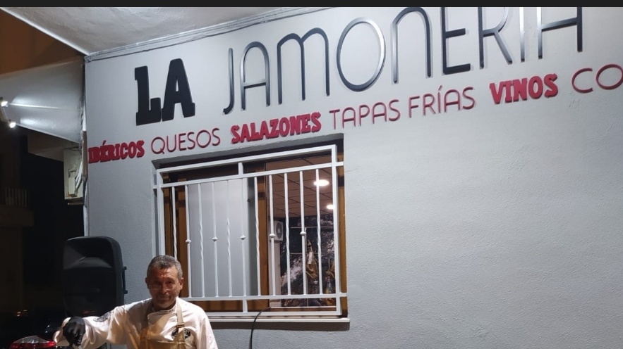 La Jamonería