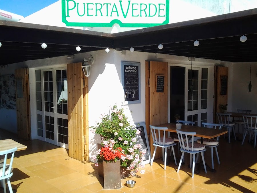 La Puerta Verde