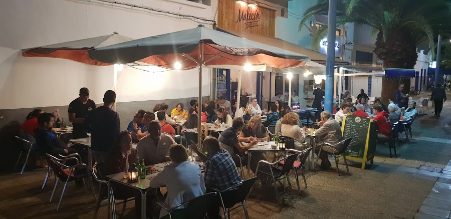 Malecón Restaurante & Copas