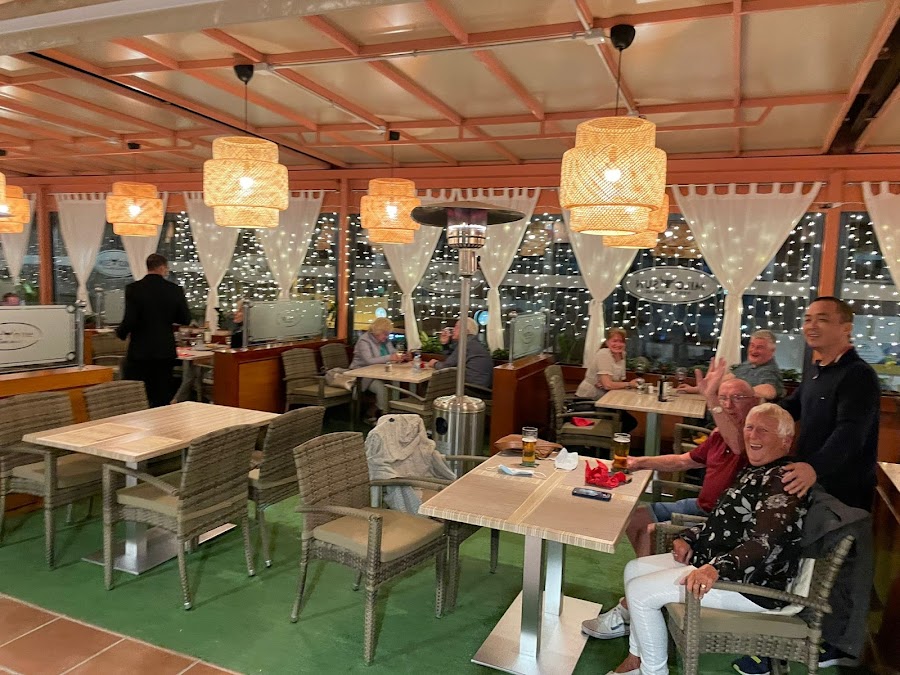 Milo Sun Steakhouse bar Restaurante