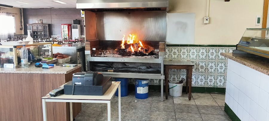 Restaurante asador Paloma y Joel