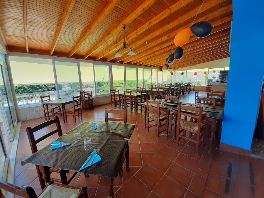Restaurante Polideportivo Montroi ( nueva gerencia abril 2014 )